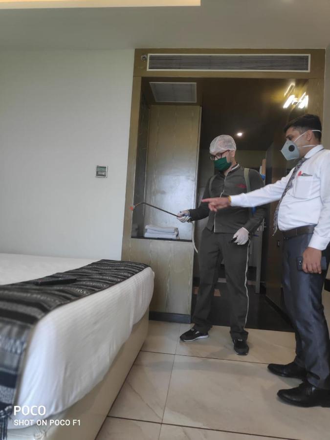 Hotel The Imperial Grand Ujjain Esterno foto