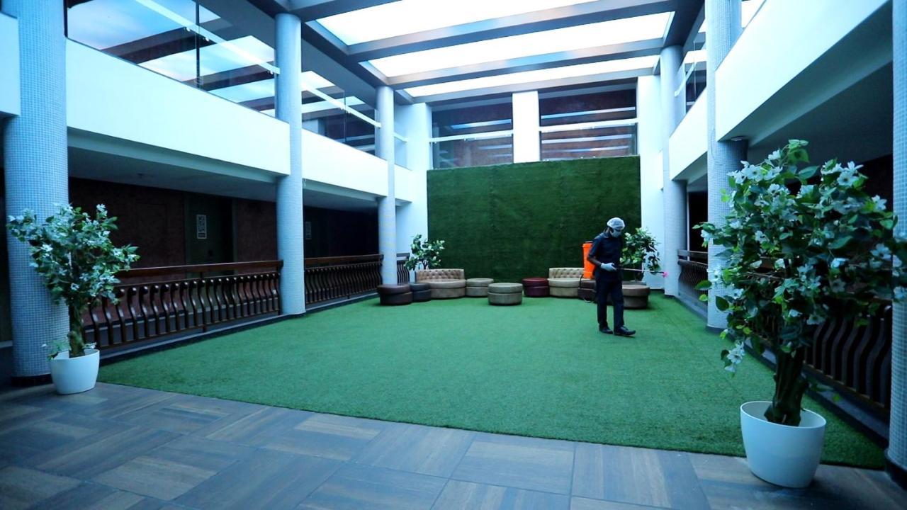 Hotel The Imperial Grand Ujjain Esterno foto